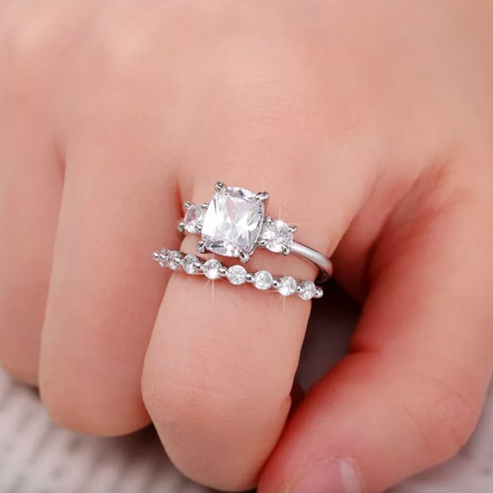 NEW 18k White Gold Diamond Ring Band Set of 2 Rings